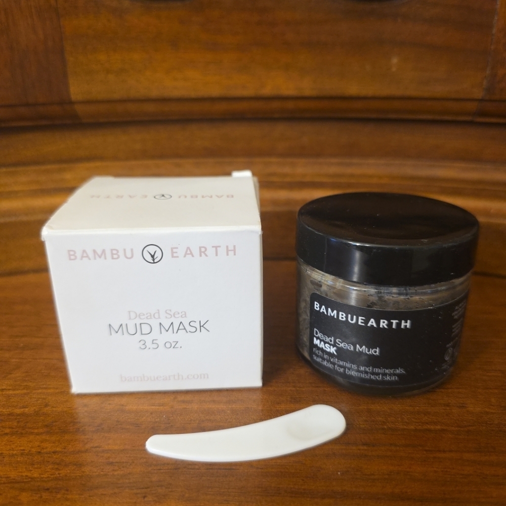 Bambu Earth Dead Sea Mud Detoxifying Mask, 3.5oz--NIB